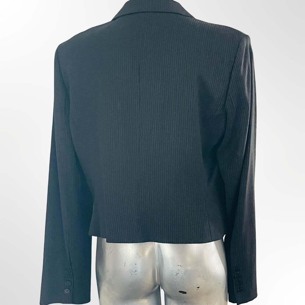 BCBGMAXAZRIA Women's Cropped Pinstripe Blazer with Attached Vest Detail - Picture 3 of 8